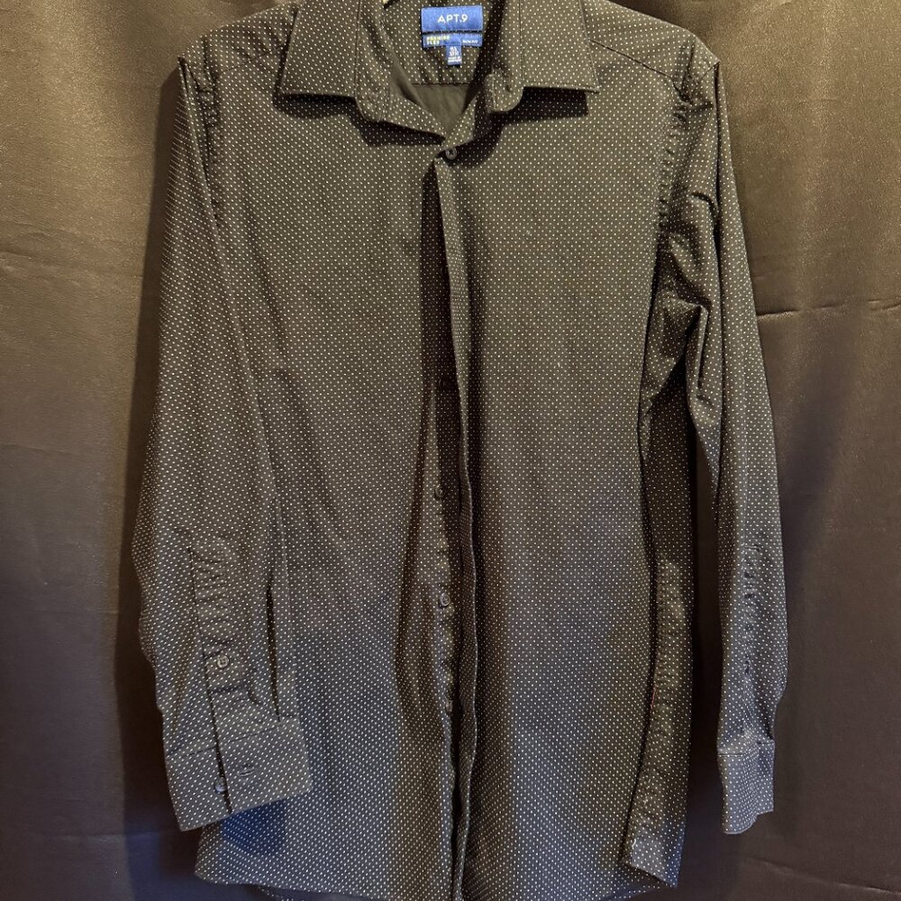 Apt 9. Men's Slim Fit 15.5 32/33 Medium Button Down Dress Shirt - Like New